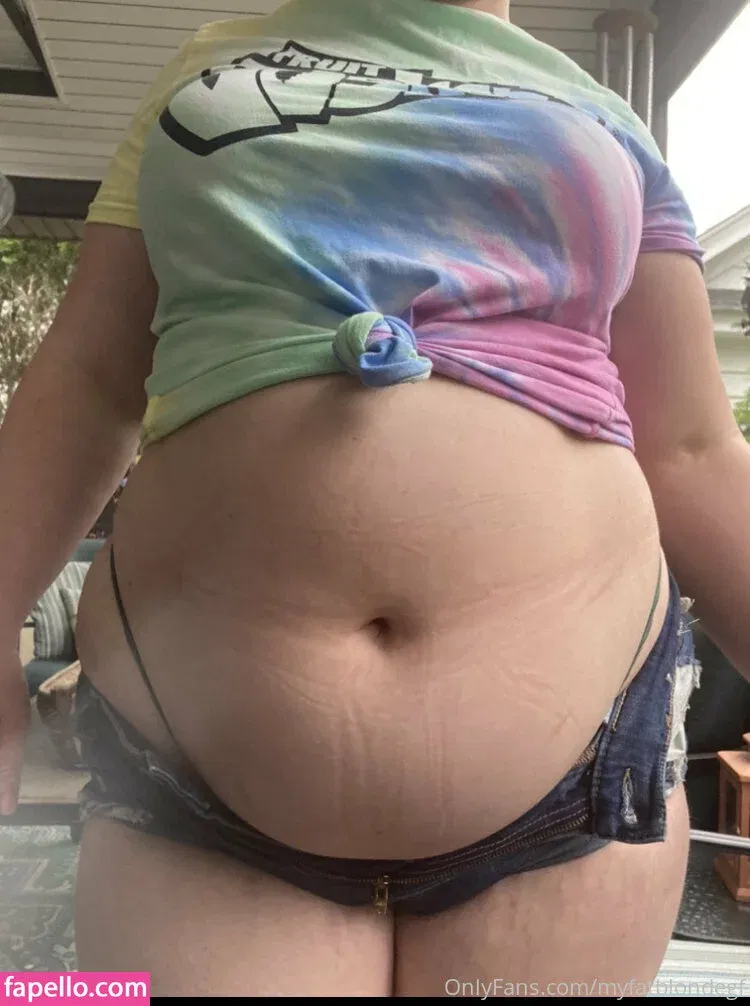 myfatblondegf Onlyfans Photo Gallery 