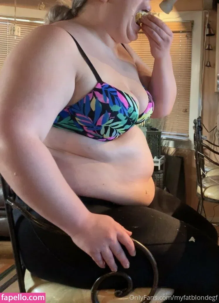 myfatblondegf Onlyfans Photo Gallery 