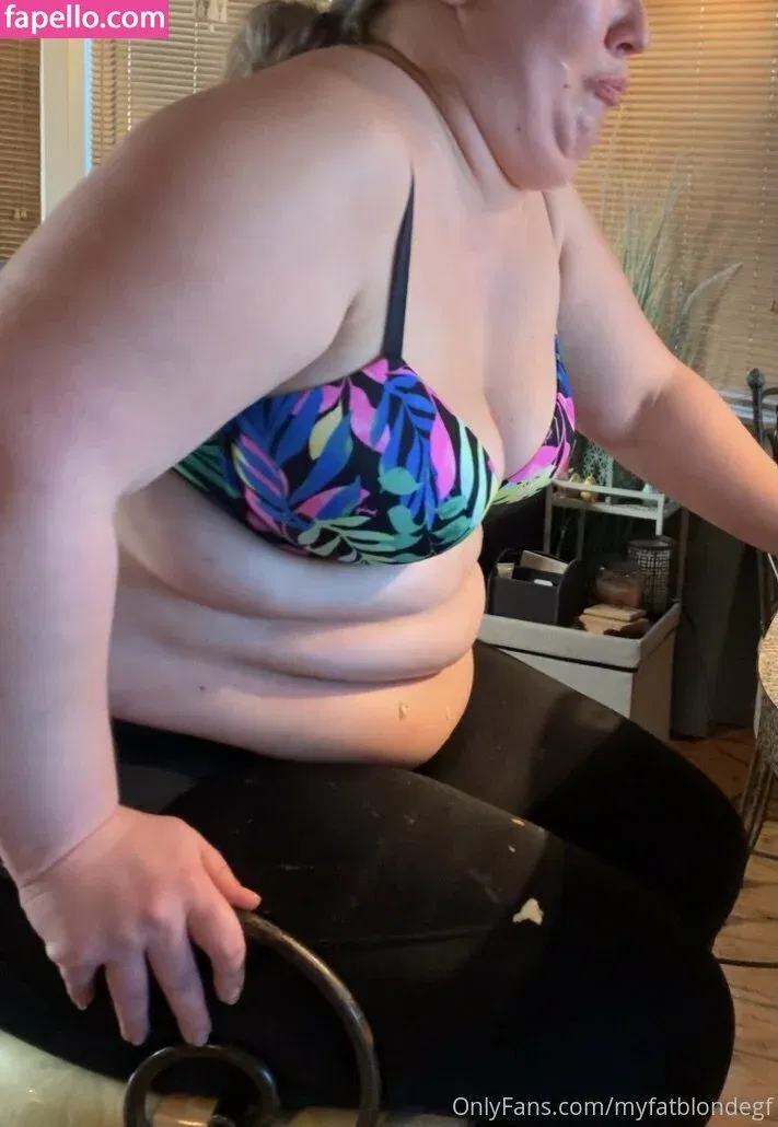 myfatblondegf Onlyfans Photo Gallery 