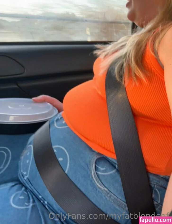 myfatblondegf Onlyfans Photo Gallery 
