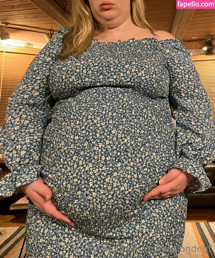 myfatblondegf Onlyfans Photo Gallery 