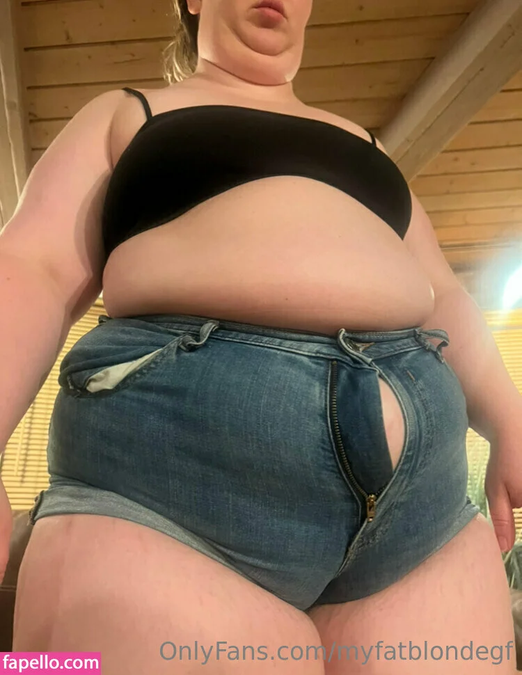 myfatblondegf Onlyfans Photo Gallery 