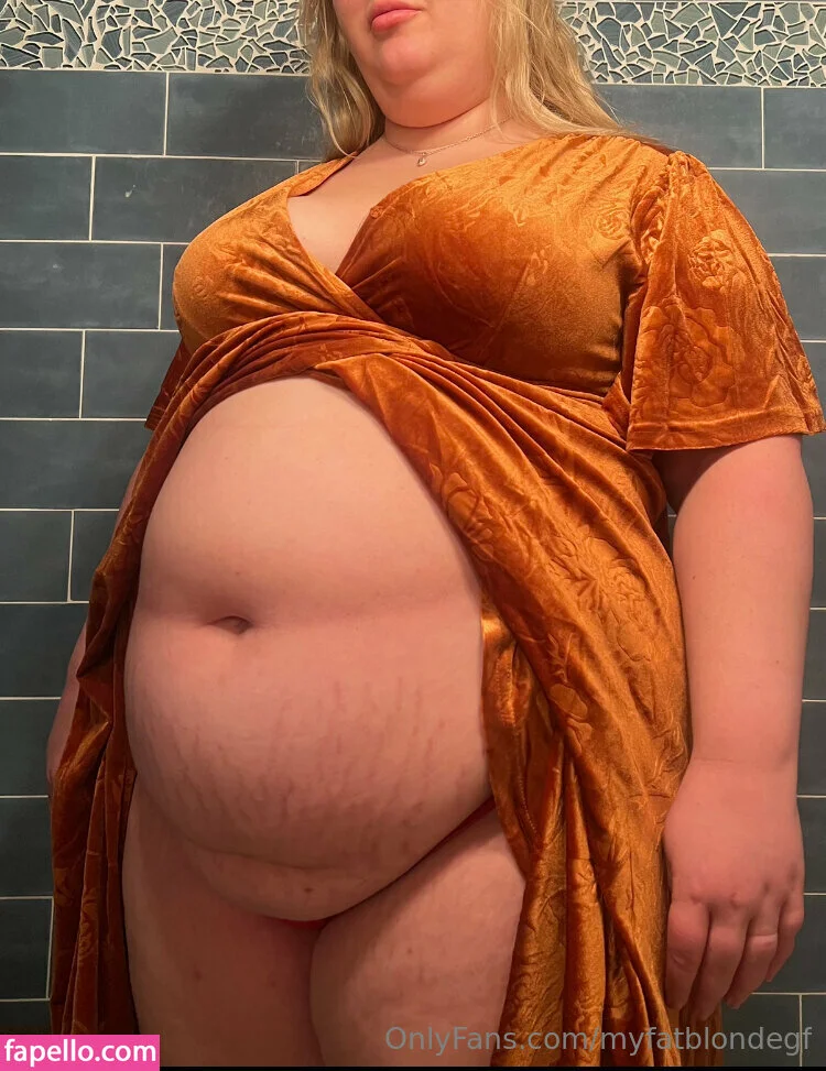 myfatblondegf Onlyfans Photo Gallery 