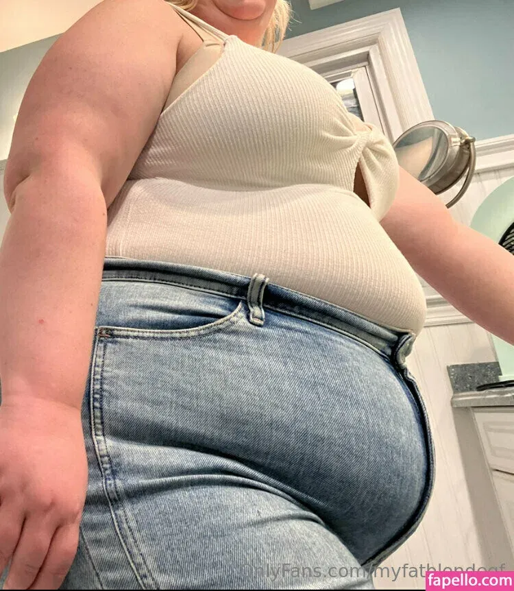 myfatblondegf Onlyfans Photo Gallery 