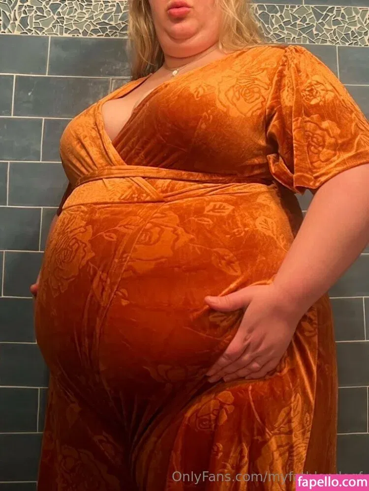 myfatblondegf Onlyfans Photo Gallery 