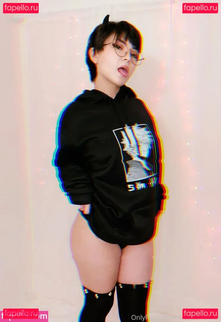 Maybemaibee Onlyfans Photo Gallery 