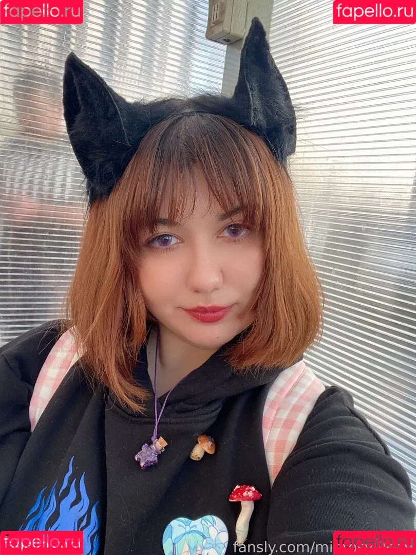 mintosylveon Onlyfans Photo Gallery 