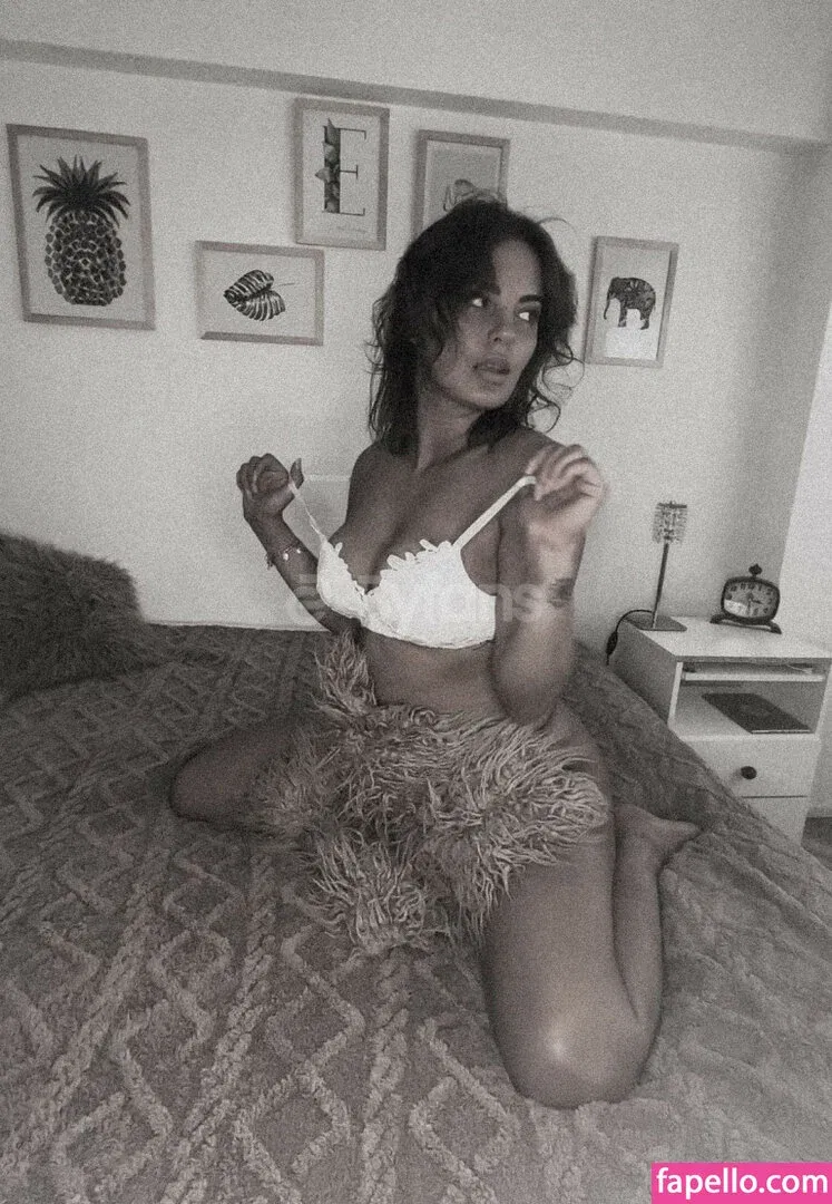 Erika Mitdank Onlyfans Photo Gallery 