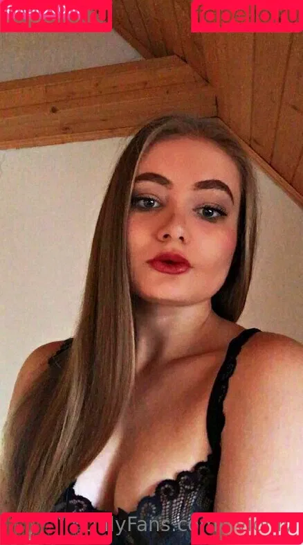 livionly Onlyfans Photo Gallery 