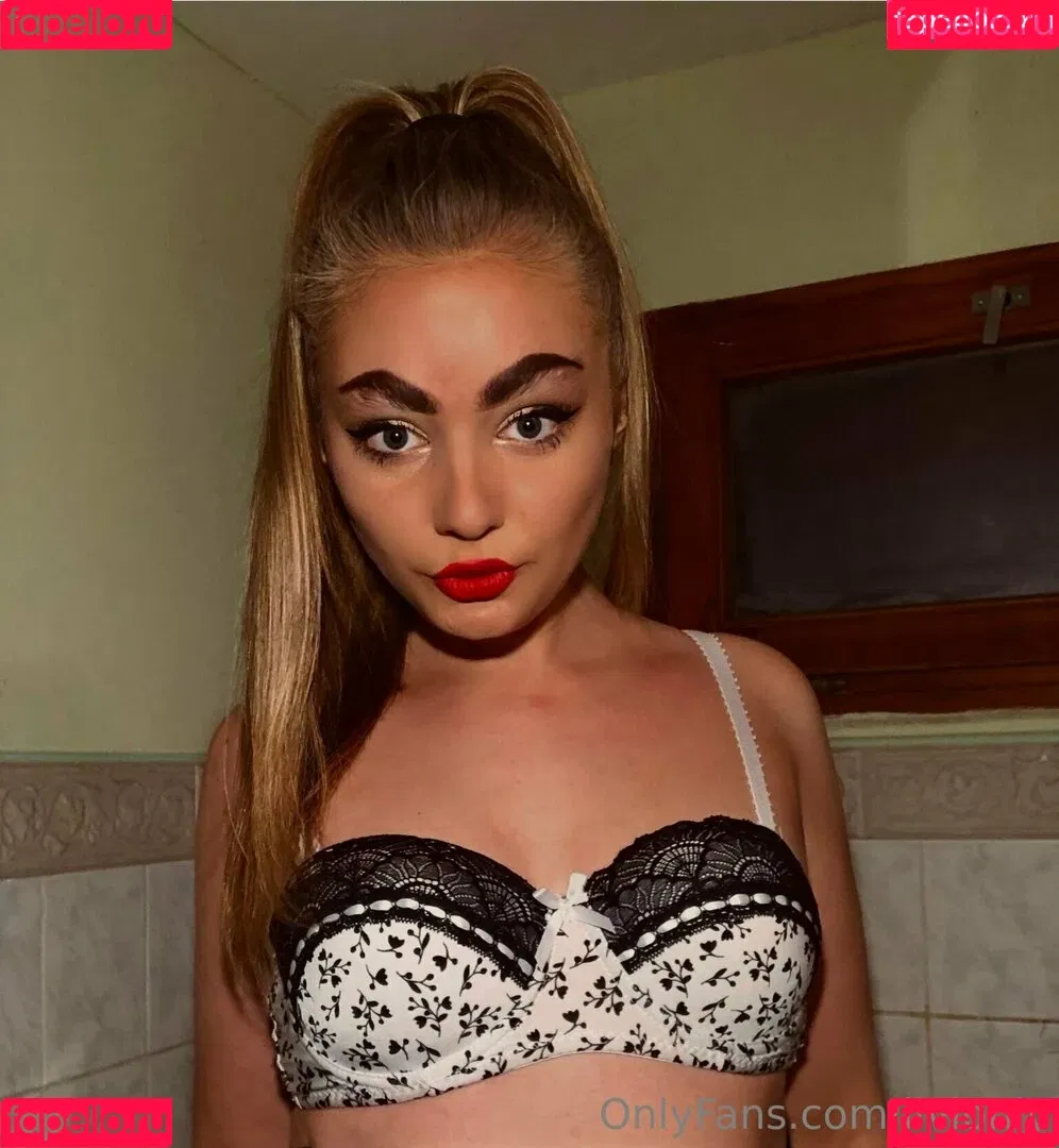 livionly Onlyfans Photo Gallery 