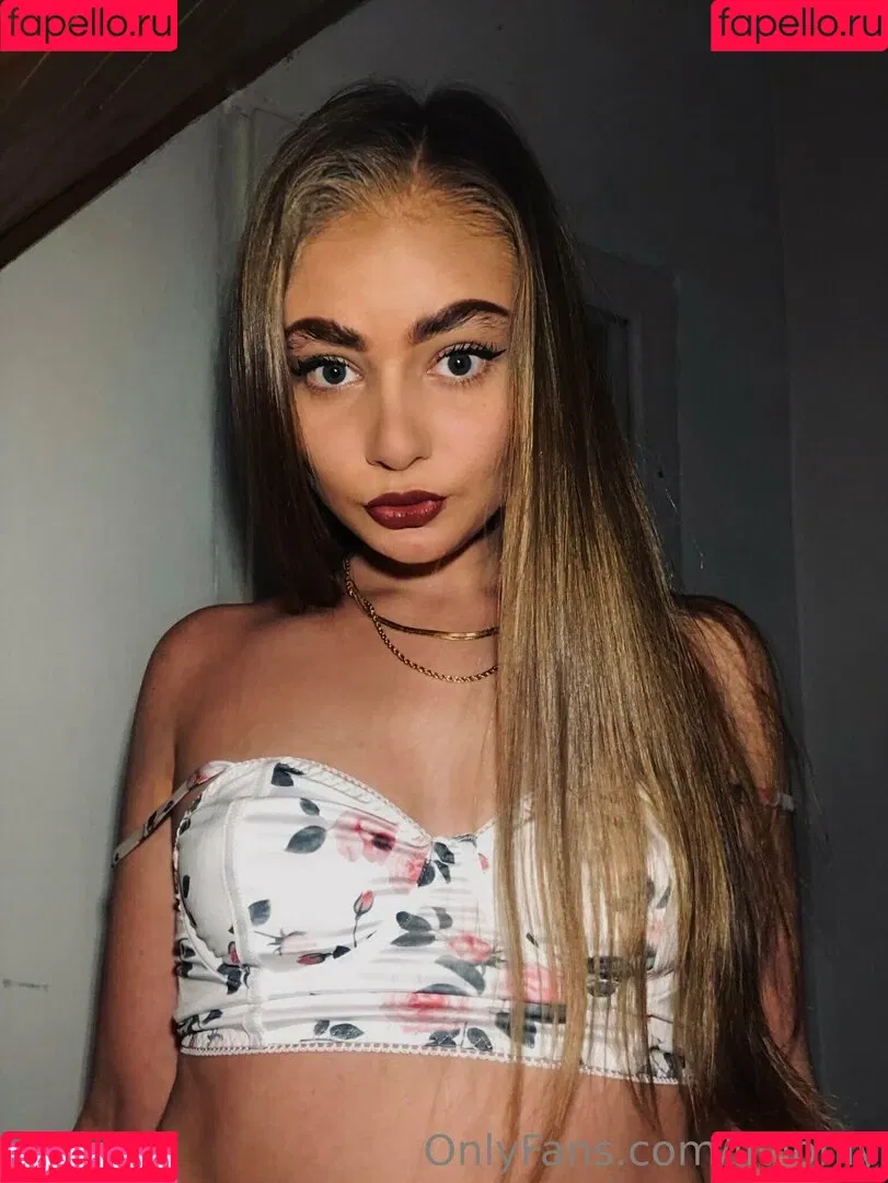 livionly Onlyfans Photo Gallery 