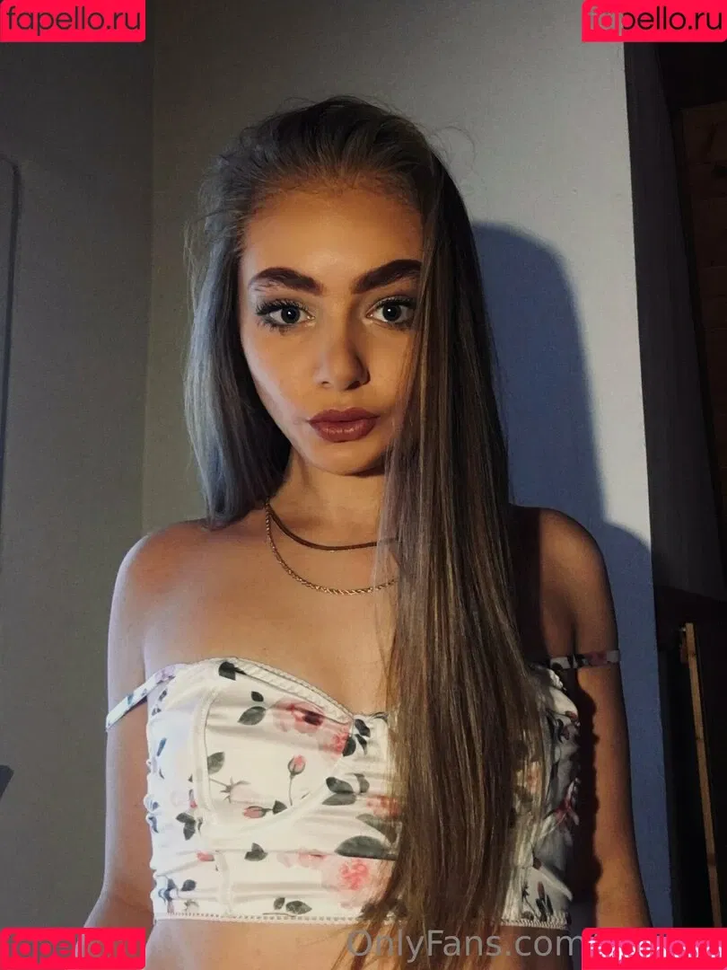 livionly Onlyfans Photo Gallery 