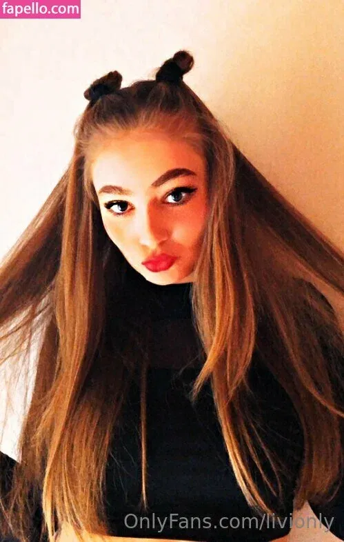 livionly Onlyfans Photo Gallery 