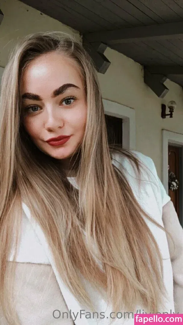 livionly Onlyfans Photo Gallery 