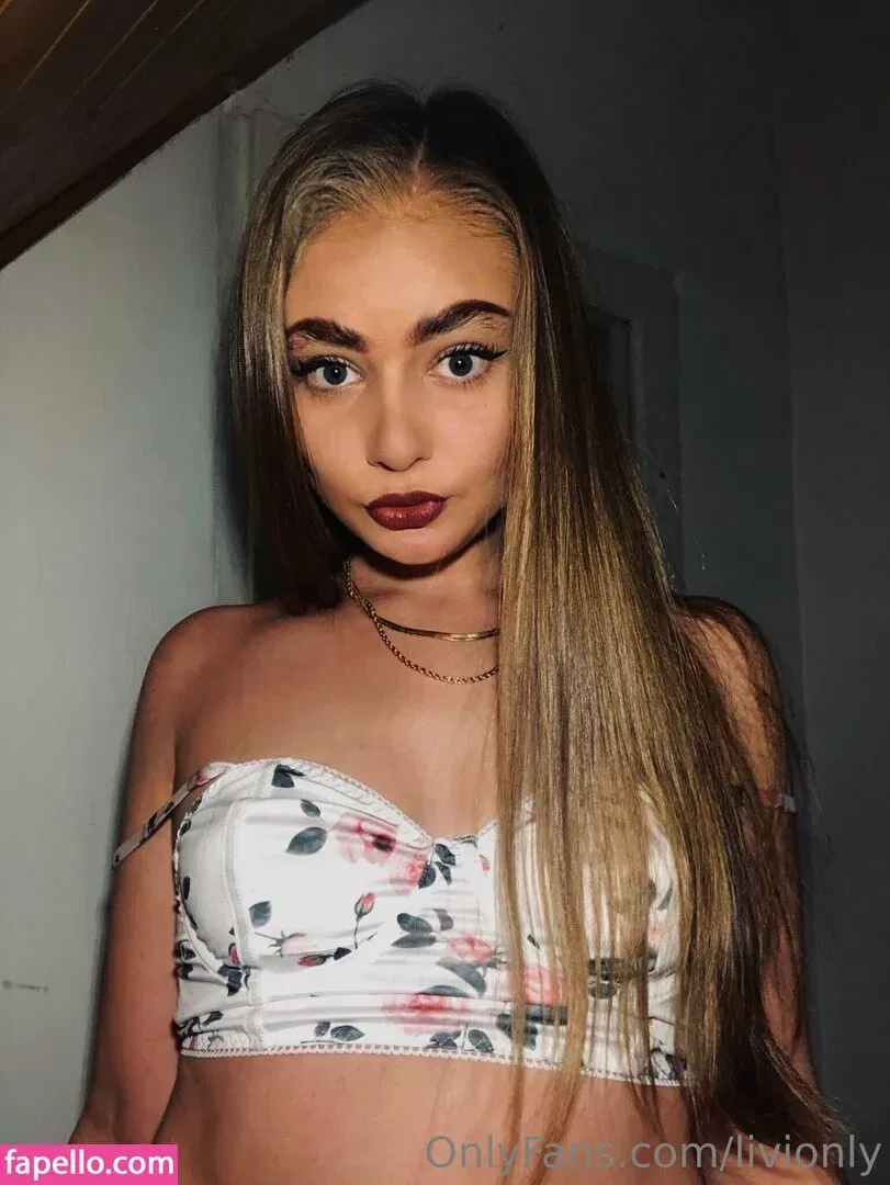 livionly Onlyfans Photo Gallery 