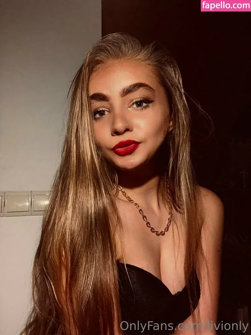 livionly Onlyfans Photo Gallery 