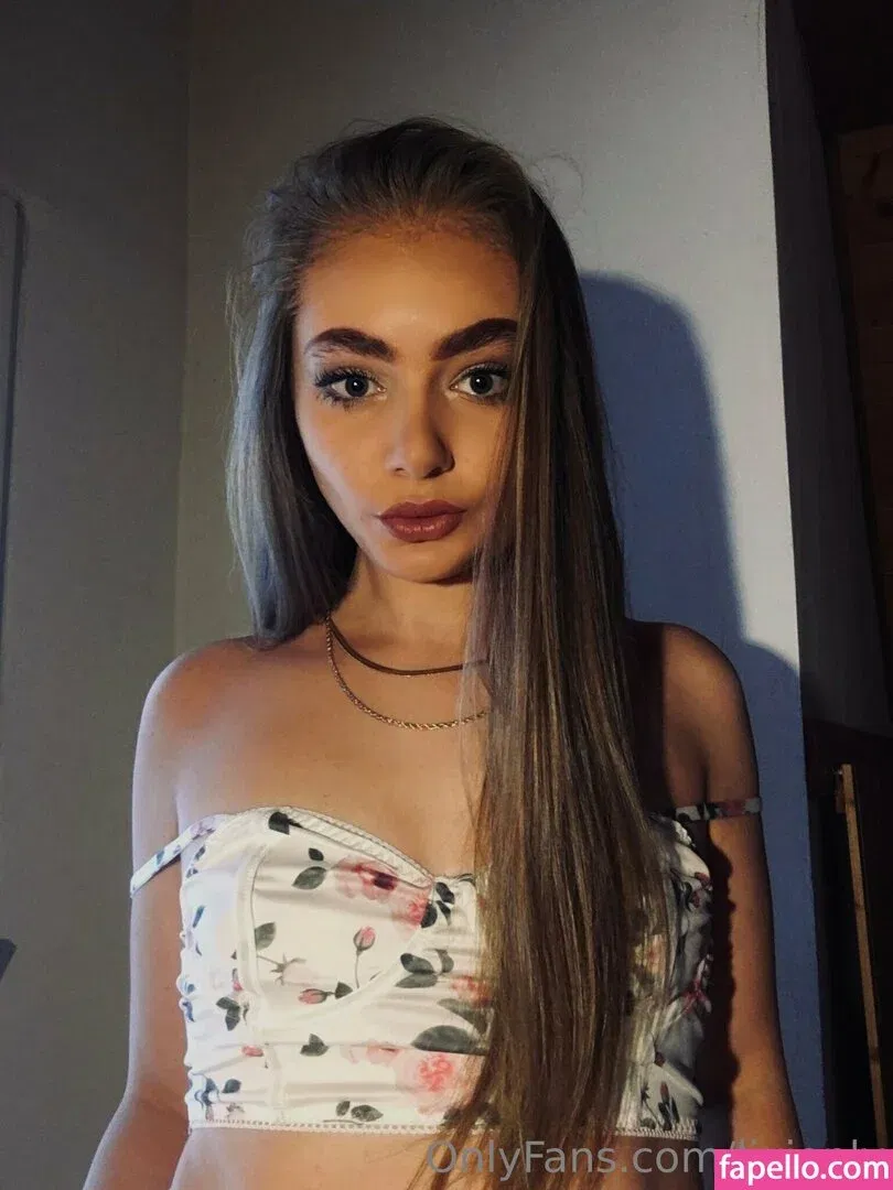 livionly Onlyfans Photo Gallery 