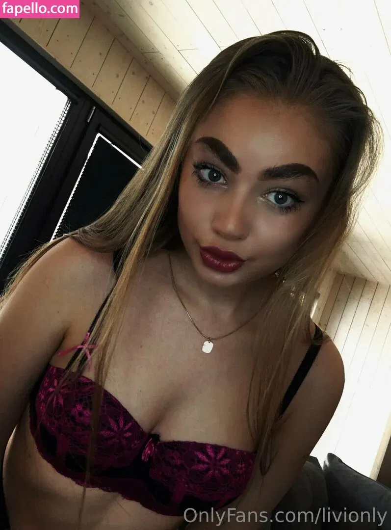 livionly Onlyfans Photo Gallery 