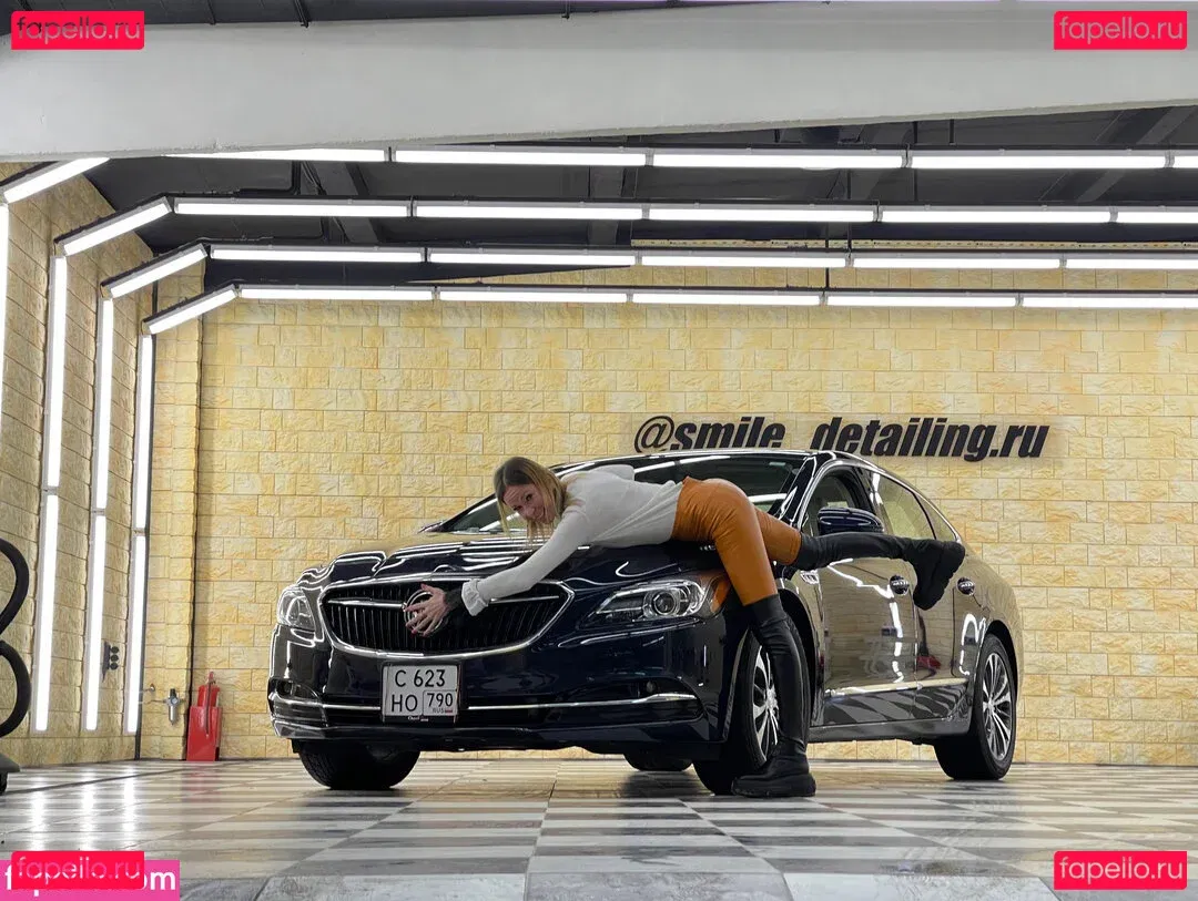 Lisa Rulit Onlyfans Photo Gallery 