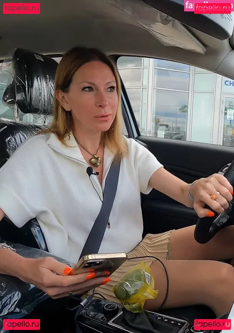 Lisa Rulit Onlyfans Photo Gallery 