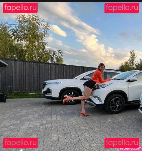 Lisa Rulit Onlyfans Photo Gallery 