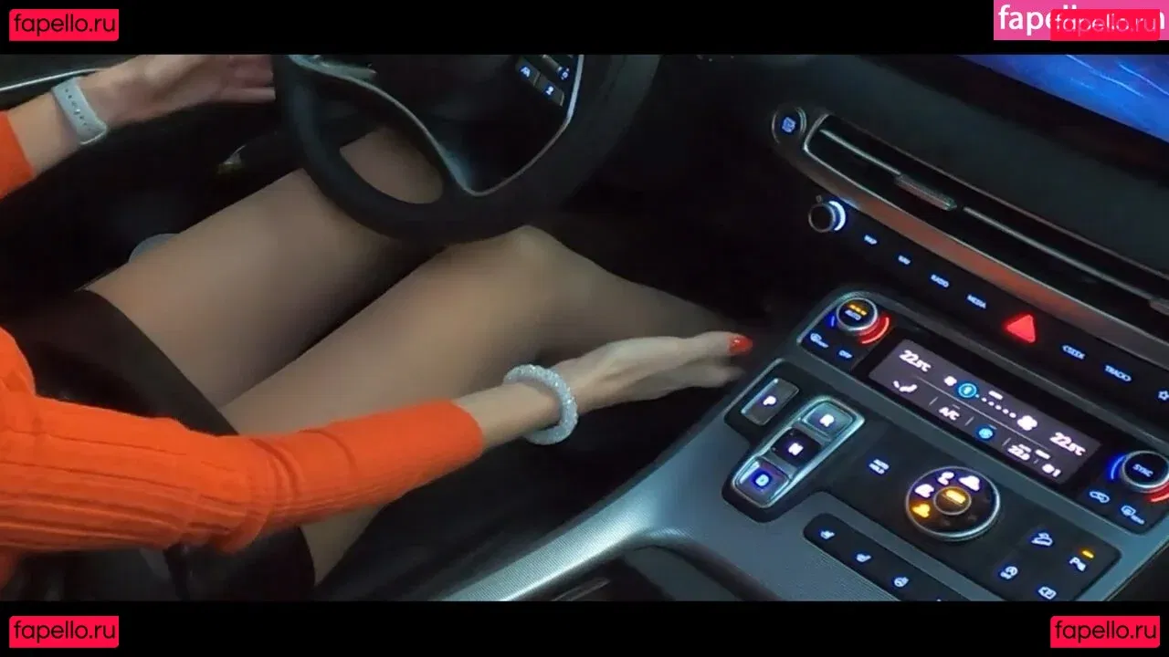 Lisa Rulit Onlyfans Photo Gallery 