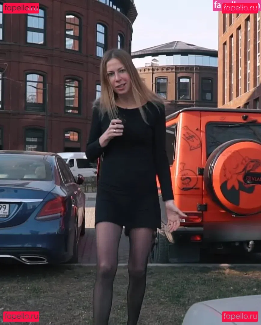 Lisa Rulit Onlyfans Photo Gallery 