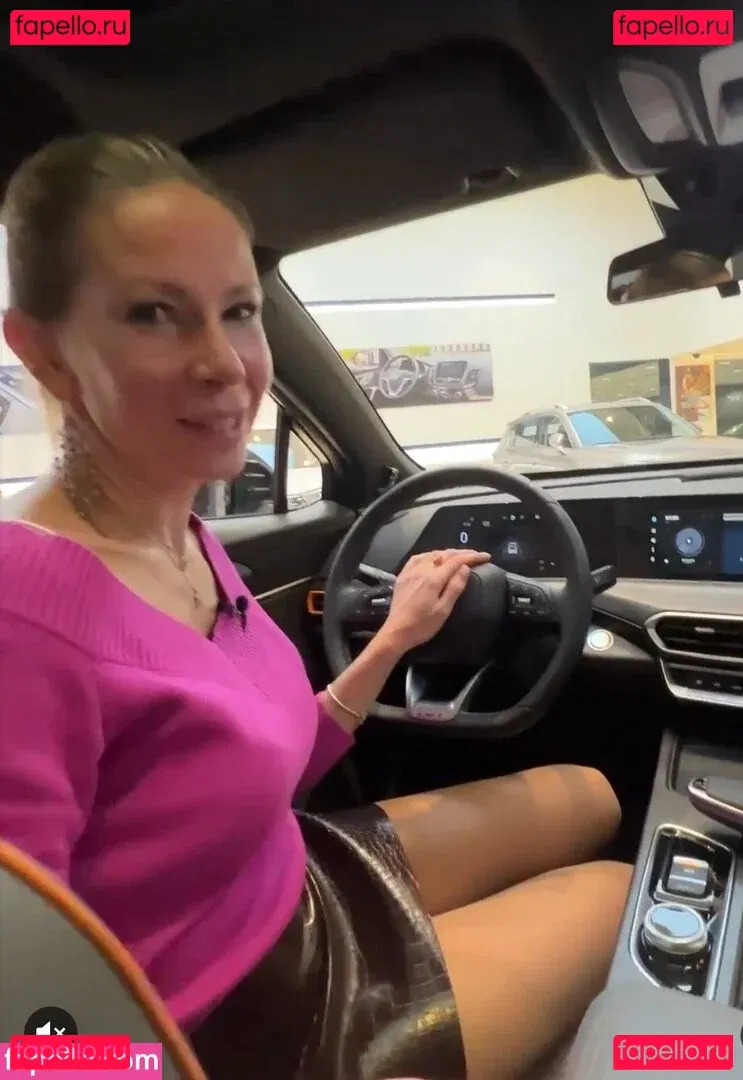 Lisa Rulit Onlyfans Photo Gallery 