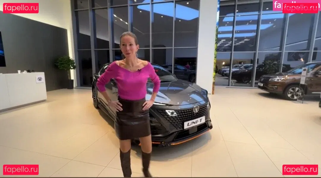 Lisa Rulit Onlyfans Photo Gallery 