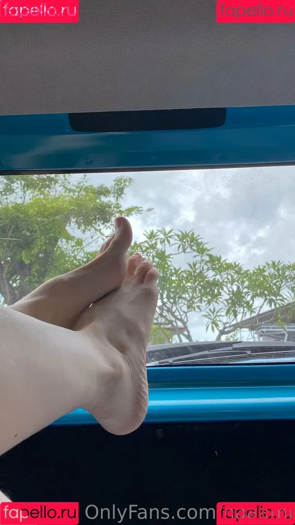 naaami Onlyfans Photo Gallery 