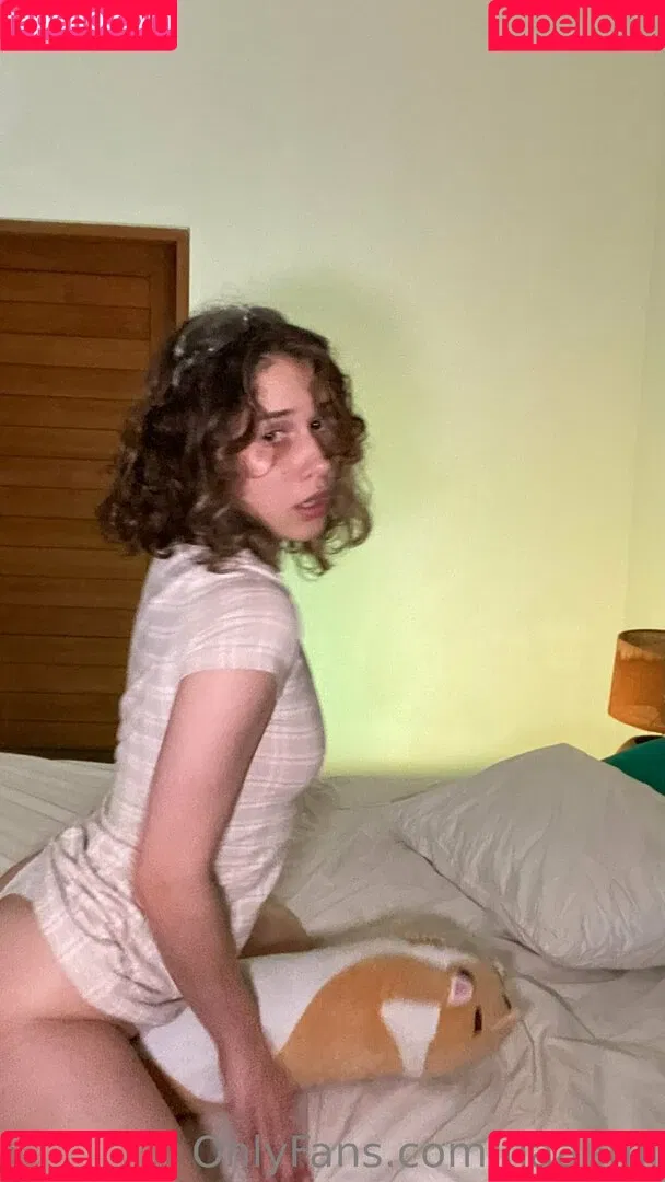 naaami Onlyfans Photo Gallery 