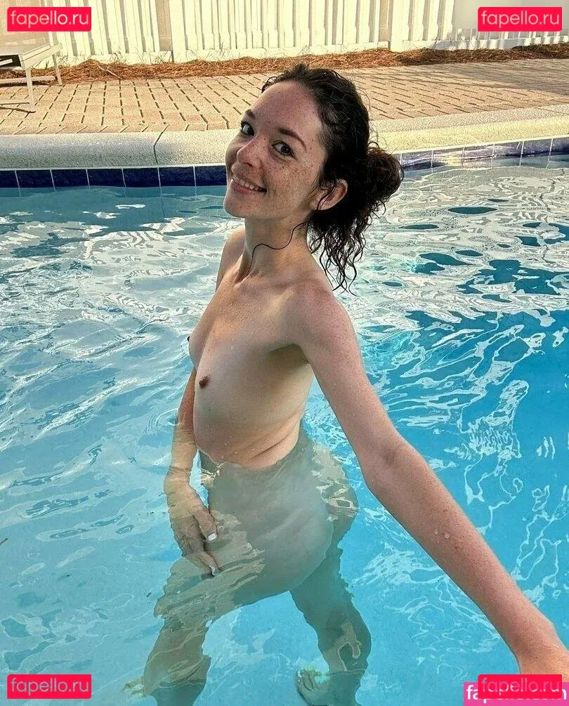 Emma Hall Onlyfans Photo Gallery 