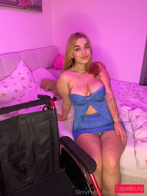 Emma Hall Nude Onlyfans Photo 20