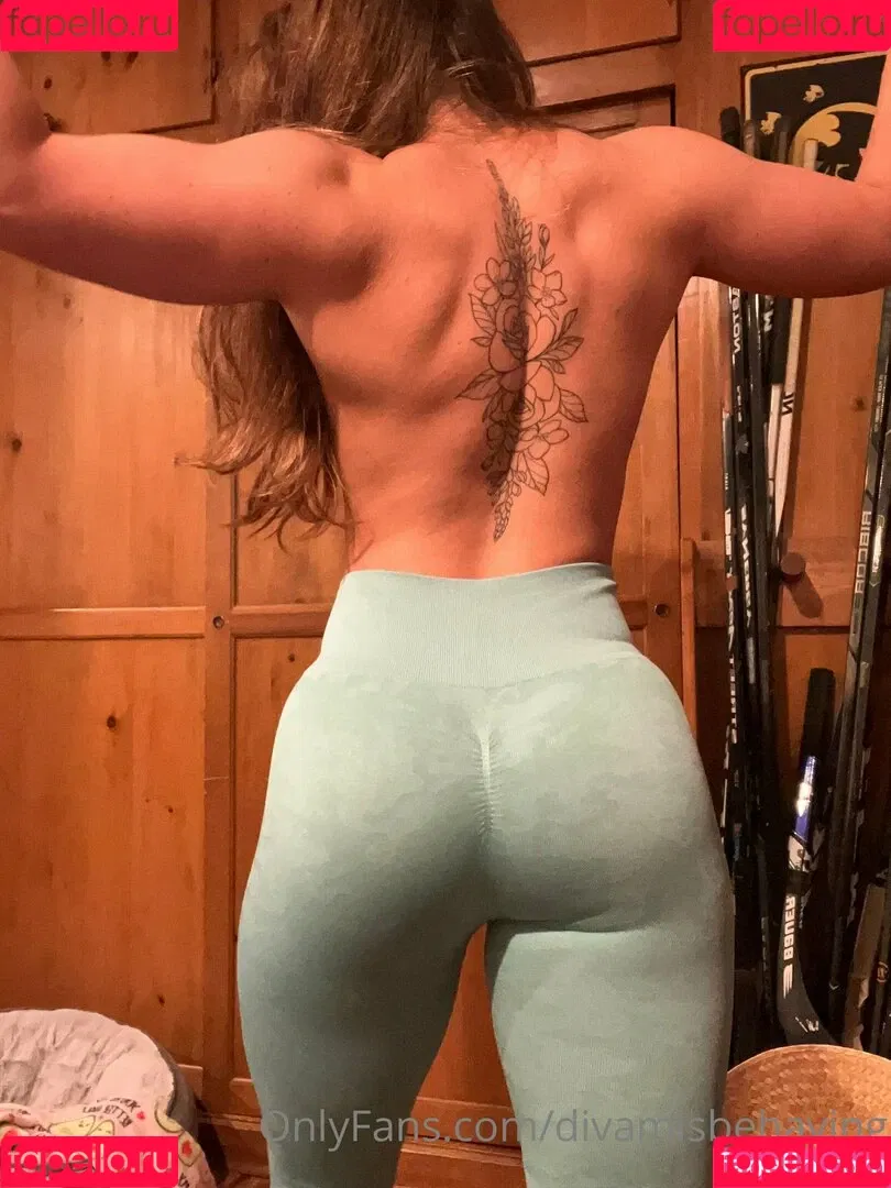divamisbehaving Onlyfans Photo Gallery 