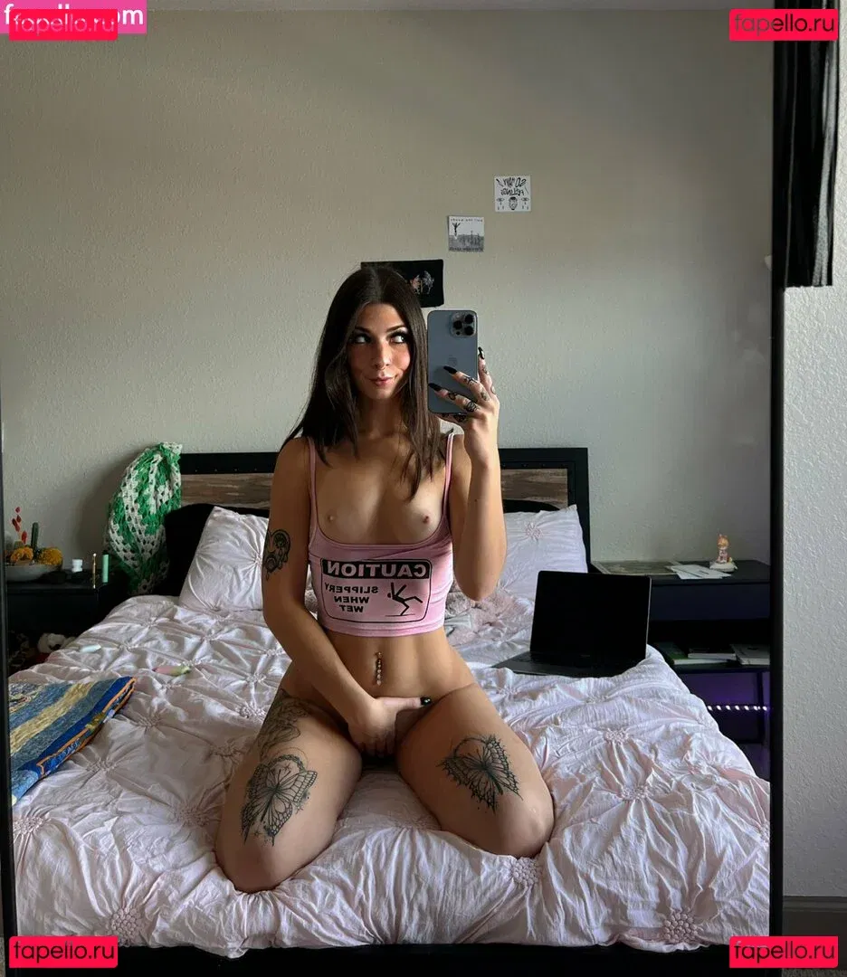 Allie Blossom Onlyfans Photo Gallery 
