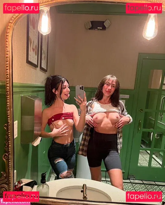 Allie Blossom Onlyfans Photo Gallery 