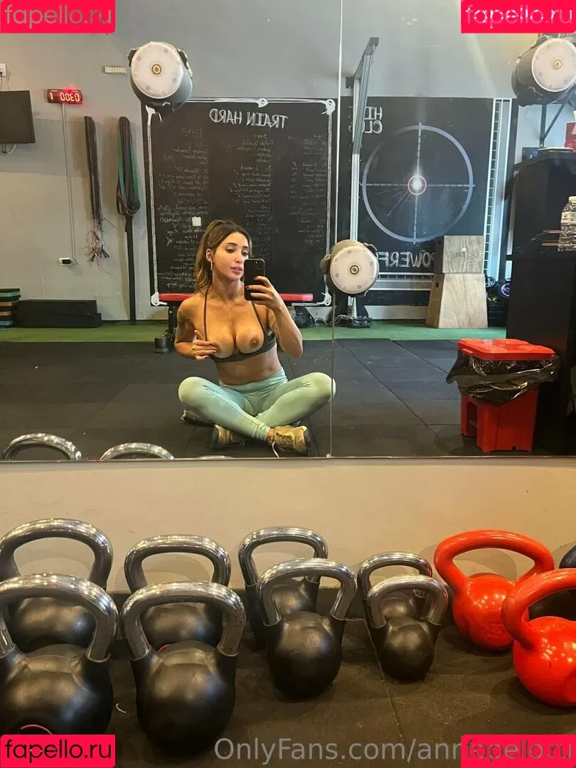 Anne Belotti Onlyfans Photo Gallery 
