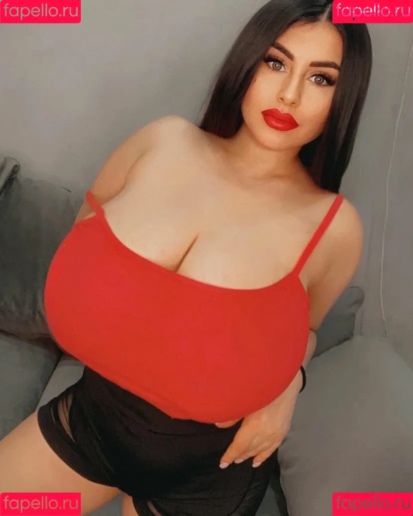 Rozzzywow Onlyfans Photo Gallery 