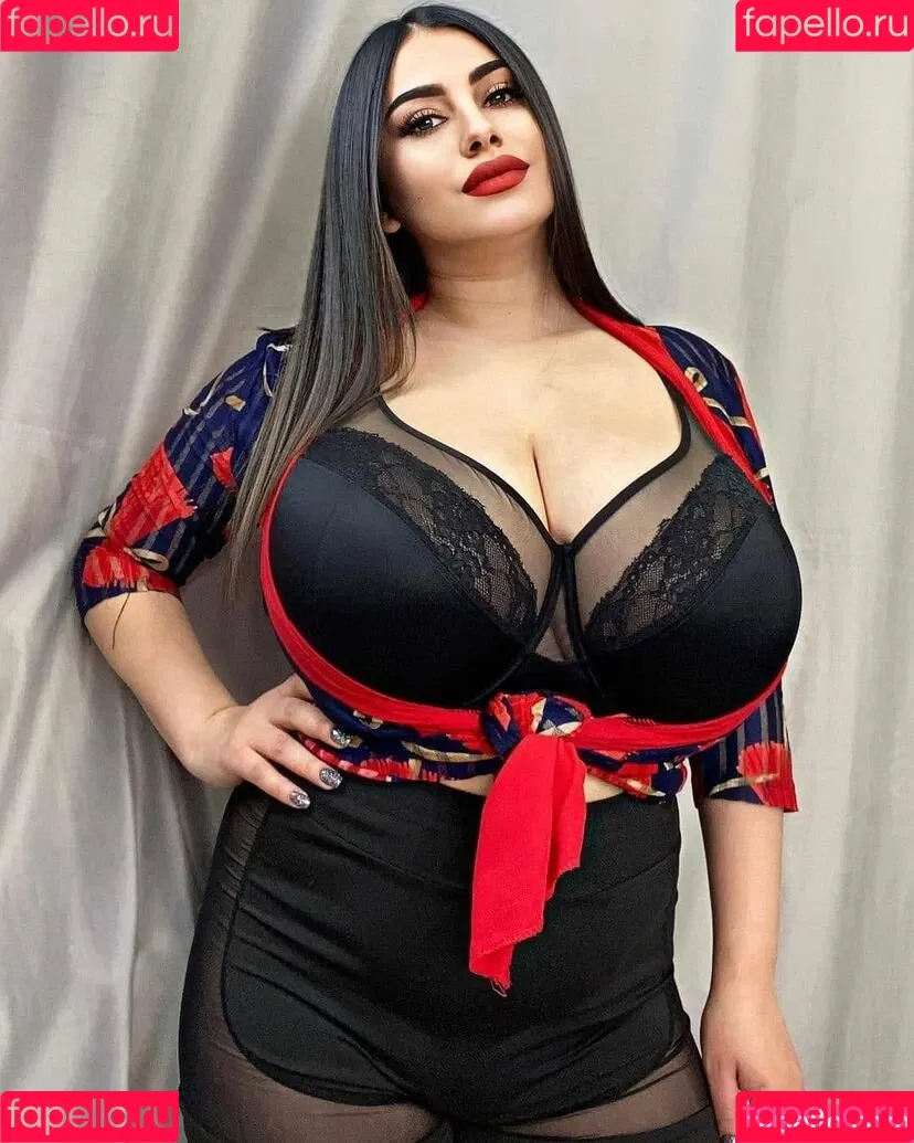 Rozzzywow Onlyfans Photo Gallery 