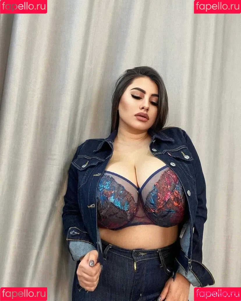 Rozzzywow Onlyfans Photo Gallery 