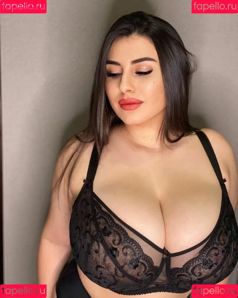 Rozzzywow Onlyfans Photo Gallery 
