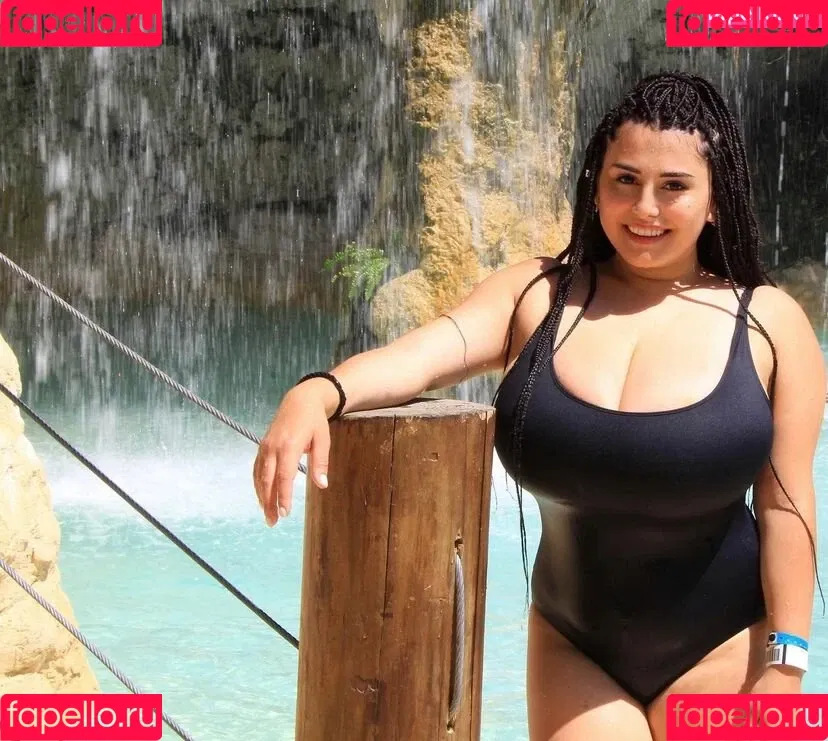 Rozzzywow Onlyfans Photo Gallery 