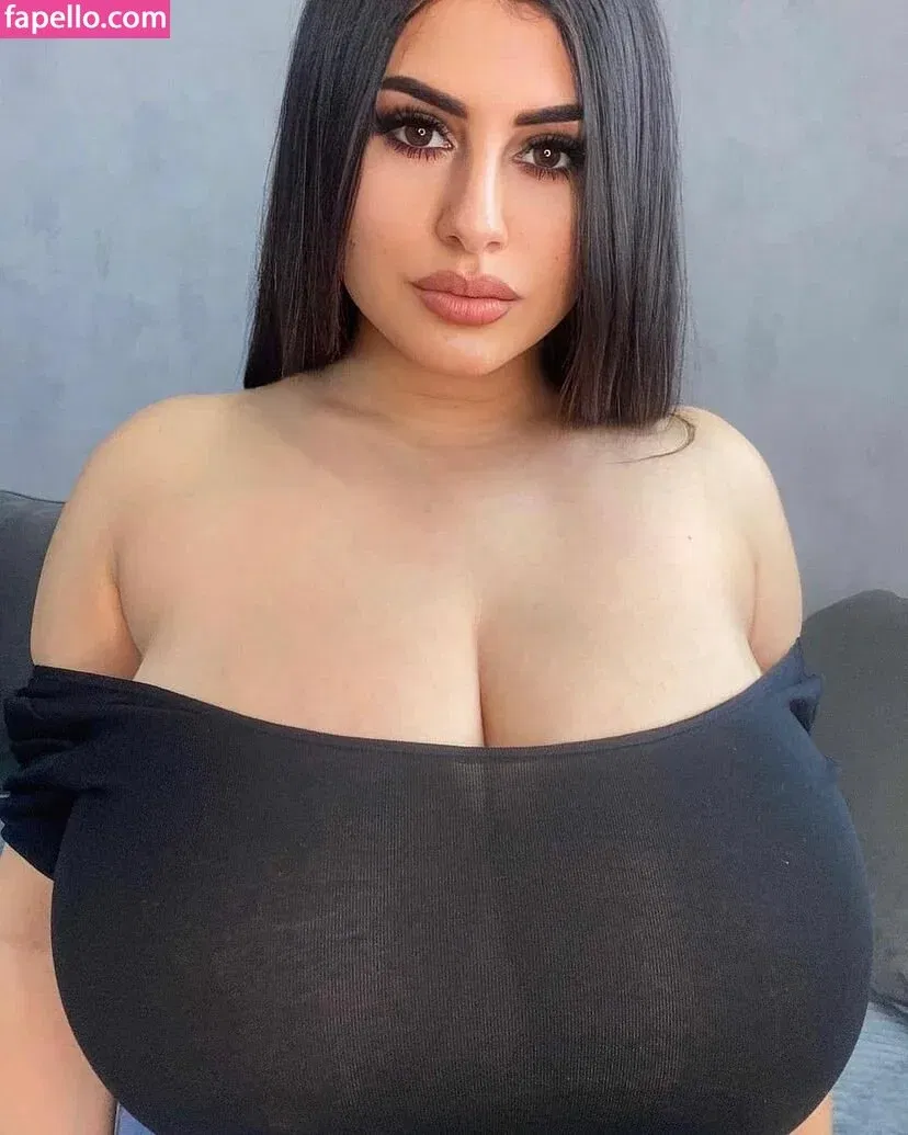 Rozzzywow Onlyfans Photo Gallery 