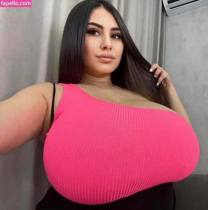 Rozzzywow Onlyfans Photo Gallery 