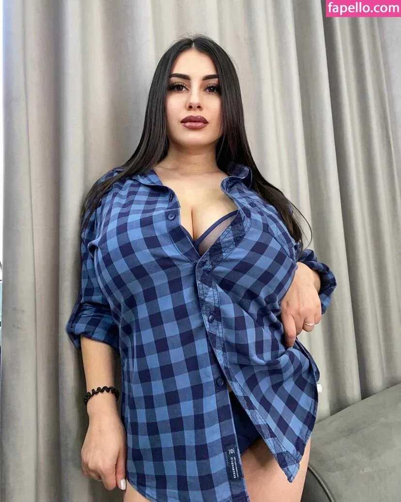 Rozzzywow Onlyfans Photo Gallery 