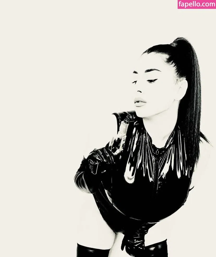 Rozzzywow Onlyfans Photo Gallery 