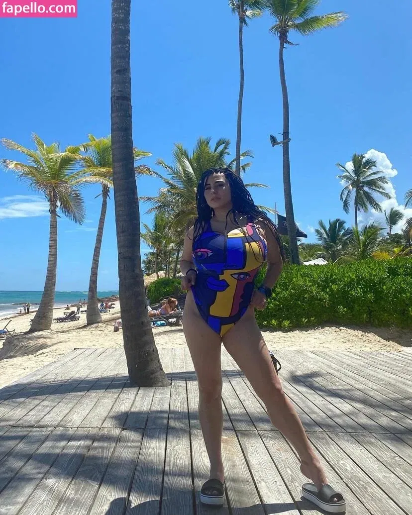 Rozzzywow Onlyfans Photo Gallery 