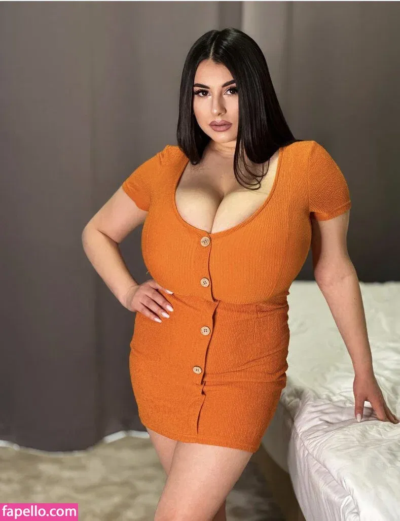 Rozzzywow Onlyfans Photo Gallery 