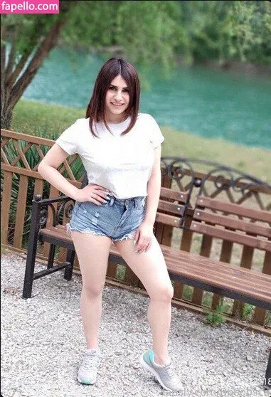 Rozzzywow Onlyfans Photo Gallery 