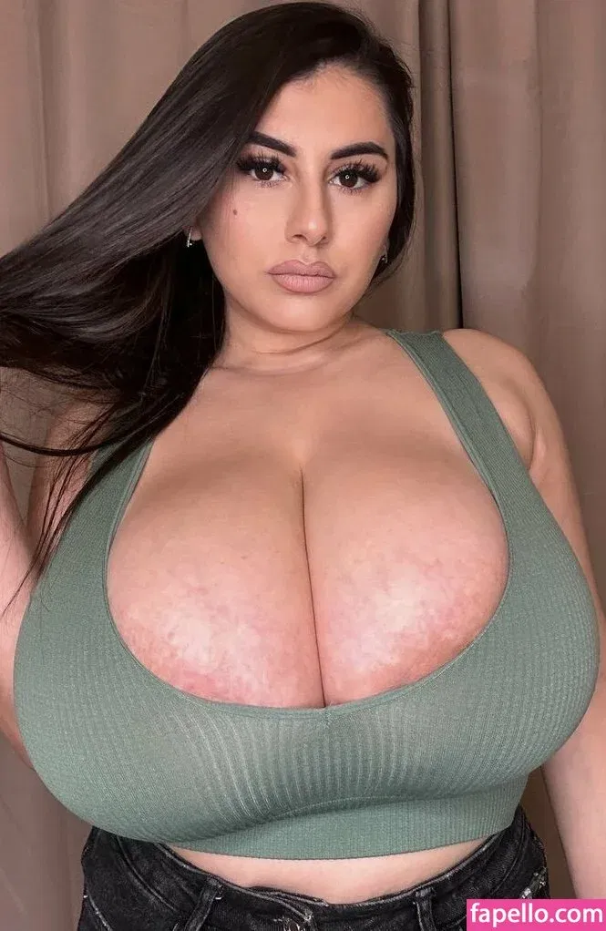 Rozzzywow Onlyfans Photo Gallery 